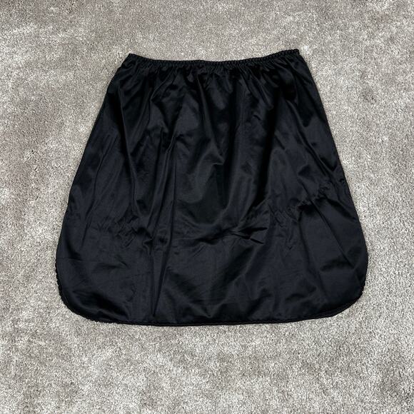 Black Vanity Fair Half Slip Skirt Size M Scallop Style 11-717 Nylon USA Intimate - Picture 3 of 6